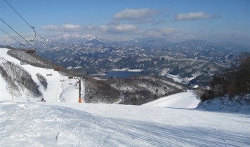 初すべり2017~2018夜発日帰り【HAKUBA VALLEY鹿島槍】のスキー・スノボツアー