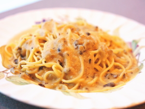 きのこのクリームパスタ