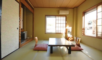 ホテル赤門(熱海発着/7~9月)