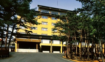 国際佐渡観光ホテル～八幡館【真野湾地区】