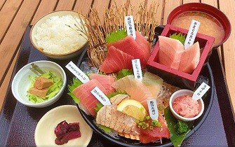 【75周年企画】7種のマグロ丼とクルーズからの富士山！久能山御朱印付（HT）