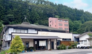 新宿20:50発》ビレッジで半泊プラン【尾瀬ハイキング】バスツアー
